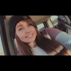 Meet your Posher, Haley